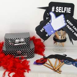 Instagram, Facebook Party - Instagram, Facebook party