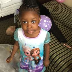 Rylee's Been Frozen Sleep Over - Frozen (Disney)