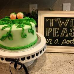 Two Peas Surprise Baby Shower for Twins - Twins / Peas