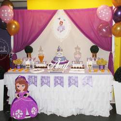 Avril cumple un año - Princesa Sofia