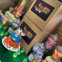 Willy Wonka & The CandyLand Factory  - Willy Wonka & The CandyLand Factory 