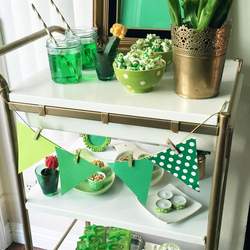 St. Patrick's Day kid's party snack - Green#lucky#healthy#yummy