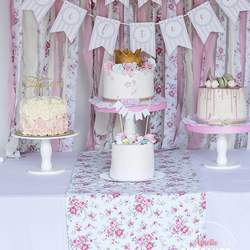 Fifteen Shabby Cakes Table  - Shabby Chic 
