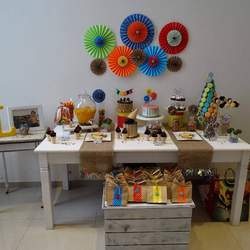 4 años de Leo - multicolor