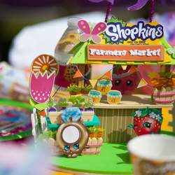 Alexis shop til you drop  - Shopkins