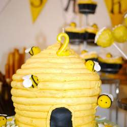 Sarah Caitlin's Bee Day Party - Bumble Bee