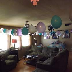 Alyx's Frozen Birthday - Frozen (Disney)