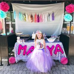 Maya's Magical Unicorn Birthday - Unicorn 