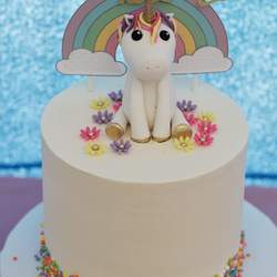 Unicorn Birthday Party - Unicorns and Rainbows