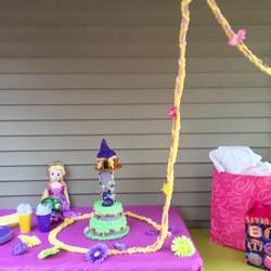 Rapunzel painting party for 5 year old  - Rapunzel / Tangled