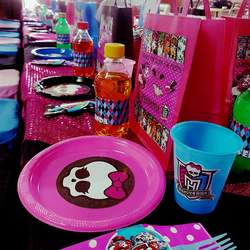 fiesta monstruosa - monster high