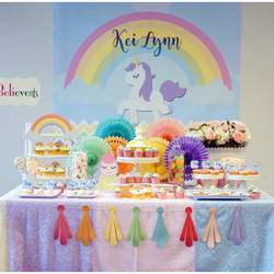 Rainbows & Unicorns! - Unicorns