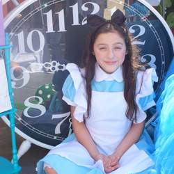 Nadia in Wonderland - Alice in Wonderland
