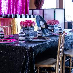 Zoey’s Two Legit To Quit 90’s Party - Hip Hop Hooray soirée 