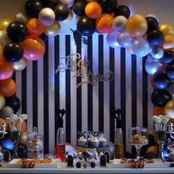 Chic Halloween dessert table - Halloween