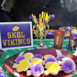 It's Tailgate Time - Football