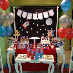 Al espacio con Augusto! - astronauts / space