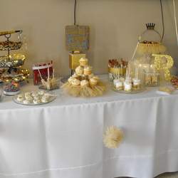 Gold and Glitter - All That Glitters