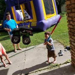 Logans 4 - Monster Truck