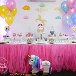 El primer año de Helen - Unicorns