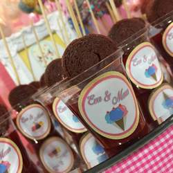 Ice cream party! - Parlor