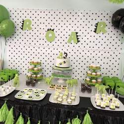 Bubbas 3rd Dinosaur birthday party - Modern Dinosaur