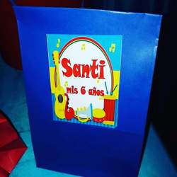 Instrumentos musicales party para Santi - Music / Instruments