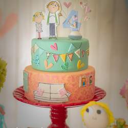 It´s a super birthday, Charlie! - Charlie and Lola