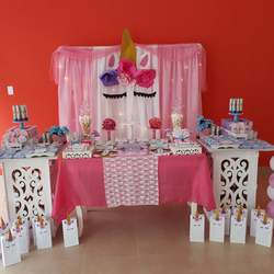 Unicorn birthday party - Unicornios