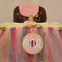 Makinzly's Donut Grow Up First Birthday - Donuts