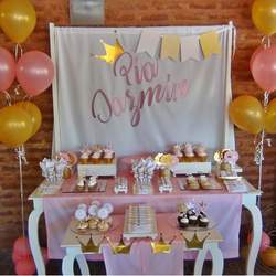 Pía's 1st birthday party - Crowns