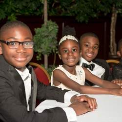 Golden Gala - Classic black and gold