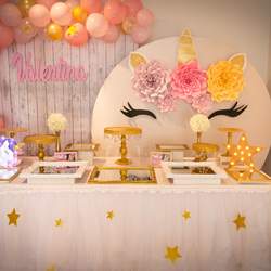 Valentina es un sueño hecho realidad - Unicornio y estrellas doradas