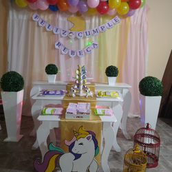 Unicorn birthday party - Unicornios