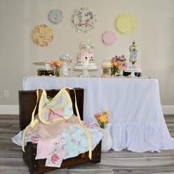 Annabelle's Craft Room - 12th Birthday Celebration - Sewing, Crafts