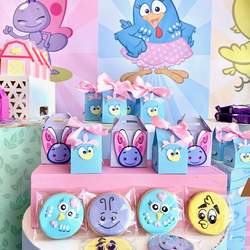 petit Lottie dottie chicken - gallina pintadita