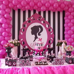 little girls - Barbie