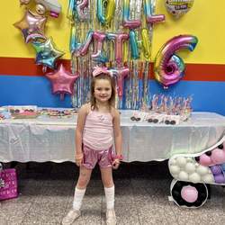 Skate to Celebrate! Mary Alice Turns 6! - Roller Skating 