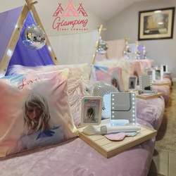 Taylor Swift "Lover" Sleepover - Taylor Swift