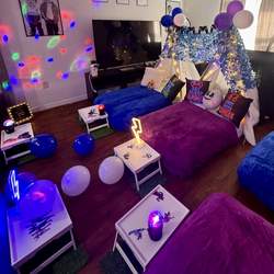 Slumber Stardust Sleepover Party Rentals Level Up:Fortnite - Fortnite