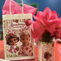 Deonni’s Strawberry Shortcake First Bday  - Strawberry Shortcake 