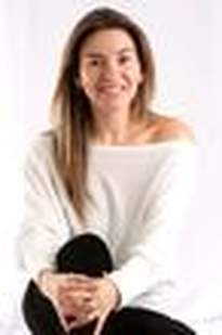  Luz Carolina G