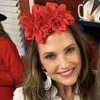 Paula E