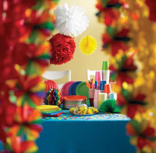 Greenpartygoods-festive-garland-cups-570