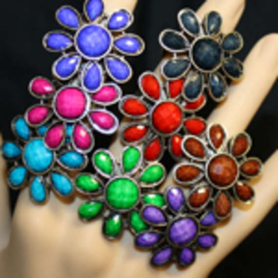 Daisy flower rings Daisy-flower-rings-570